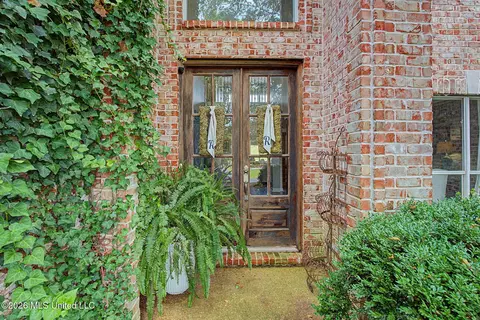 Other - 1424 Stone Gate Dr, Hernando, MS 38632 photo 2 of 16