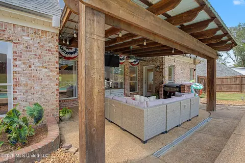 Other - 1424 Stone Gate Dr, Hernando, MS 38632 photo 11 of 16