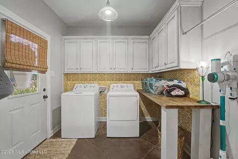 Other - 1424 Stone Gate Dr, Hernando, MS 38632 photo 7 of 16