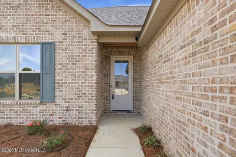Entry Way - 346 Brookfield Cir, Brandon, MS 39042 photo 1 of 2