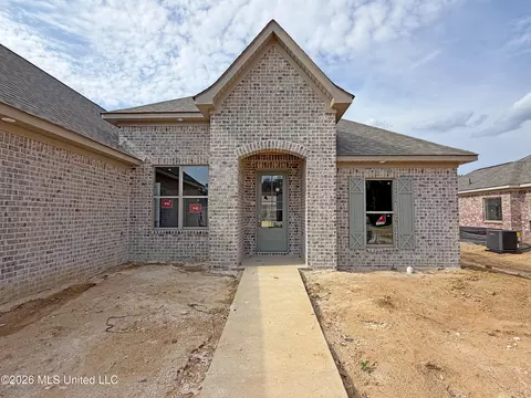 Exterior - 343 Brookfield Cir, Brandon, MS 39042 photo 3 of 6