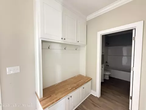 Entry Way - 343 Brookfield Cir, Brandon, MS 39042 photo 1 of 2