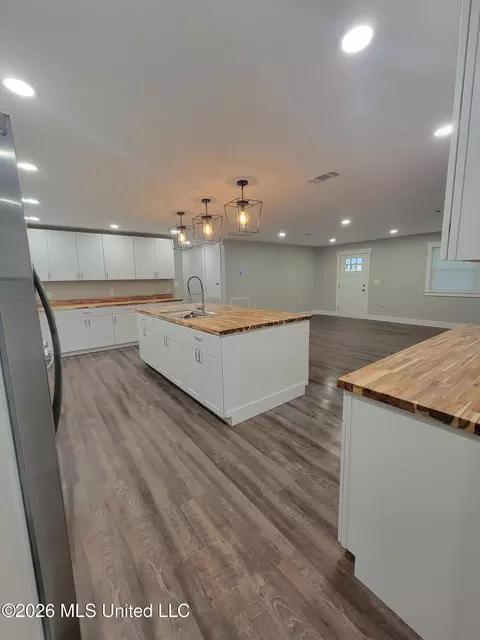 Kitchen - 218 Salem Rd, Forest, MS 39074 photo 5 of 5