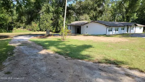 Exterior - 218 Salem Rd, Forest, MS 39074 photo 2 of 4