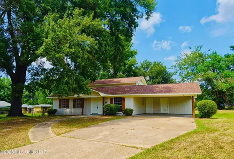 3546 Dye Cv, Jackson, MS 39213 photo 2