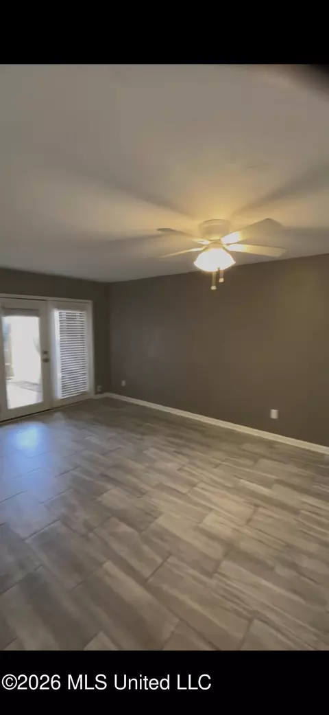 1027 Windrose Dr, Brandon, MS 39047 photo 2