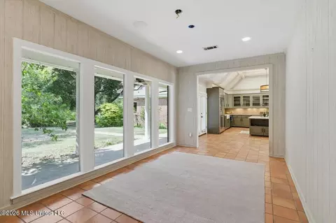 Entry Way - 1124 Perrett Rd, Hazlehurst, MS 39083 photo 2 of 2