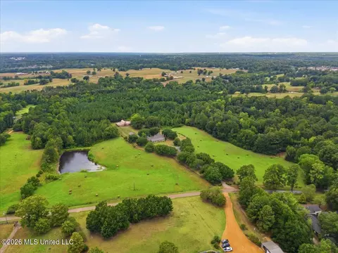 View/Area - 1124 Perrett Rd, Hazlehurst, MS 39083 photo 2 of 2