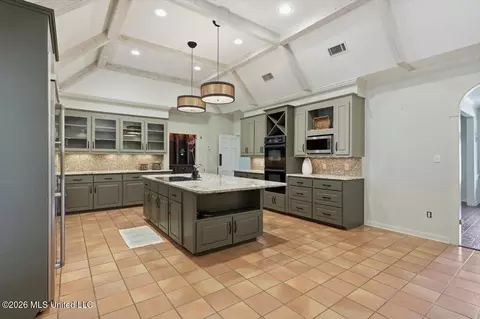 Kitchen - 1124 Perrett Rd, Hazlehurst, MS 39083 photo 3 of 7