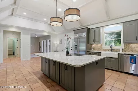 Kitchen - 1124 Perrett Rd, Hazlehurst, MS 39083 photo 4 of 7
