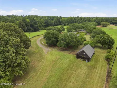 Exterior - 1124 Perrett Rd, Hazlehurst, MS 39083 photo 13 of 13