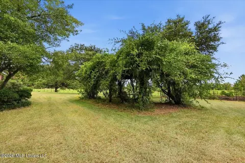 Exterior - 1124 Perrett Rd, Hazlehurst, MS 39083 photo 10 of 13