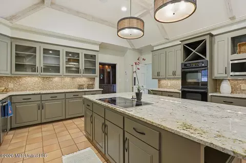 Kitchen - 1124 Perrett Rd, Hazlehurst, MS 39083 photo 5 of 7