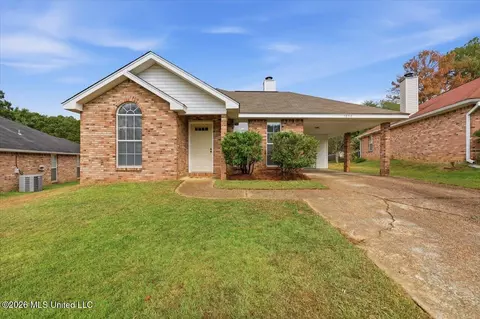 1854 Cape Cv, Richland, MS 39218