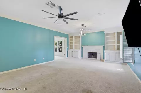 Living - 36 Moss Forest Cir, Jackson, MS 39211 photo 7 of 8
