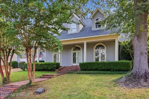 Exterior - 36 Moss Forest Cir, Jackson, MS 39211 photo 2 of 9