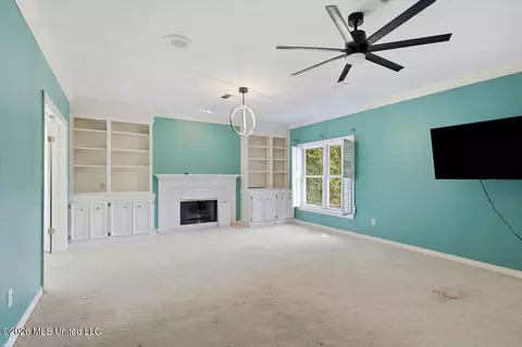 Living - 36 Moss Forest Cir, Jackson, MS 39211 photo 8 of 8