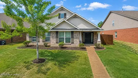 6703 Jessie Hoyt Dr, Olive Branch, MS 38654