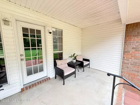 Exterior - 1070 Deerfield Rd, Summit, MS 39666 photo 5 of 8