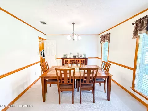 Dining - 1070 Deerfield Rd, Summit, MS 39666 photo 3 of 4