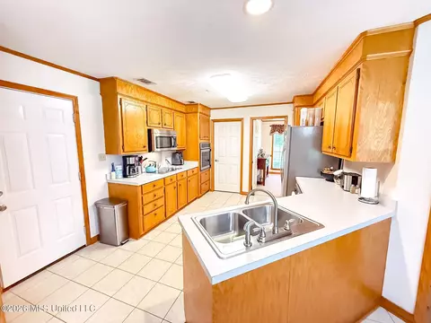 Kitchen - 1070 Deerfield Rd, Summit, MS 39666 photo 1 of 2