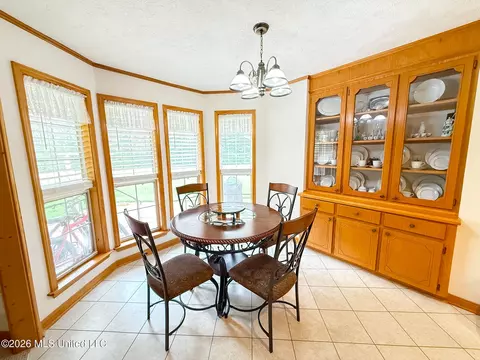 Dining - 1070 Deerfield Rd, Summit, MS 39666 photo 2 of 4