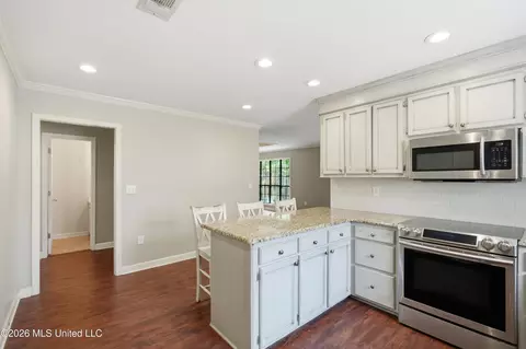 Other - 443 Bradford Dr, Brandon, MS 39047 photo 10 of 12