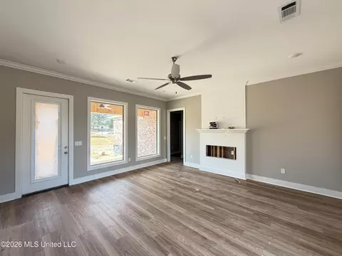 Living - 345 Brookfield Cir, Brandon, MS 39042 photo 2 of 3