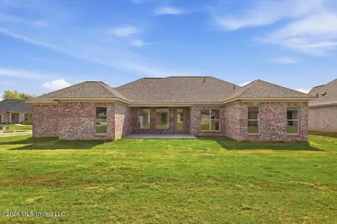 Exterior - 345 Brookfield Cir, Brandon, MS 39042 photo 6 of 7