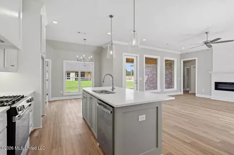 Entry Way - 345 Brookfield Cir, Brandon, MS 39042 photo 1 of 2