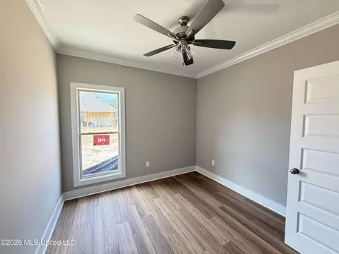 Bedroom - 345 Brookfield Cir, Brandon, MS 39042 photo 2 of 6