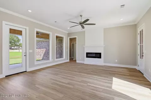 Living - 345 Brookfield Cir, Brandon, MS 39042 photo 4 of 4