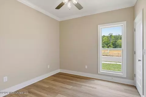 Bedroom - 345 Brookfield Cir, Brandon, MS 39042 photo 4 of 4