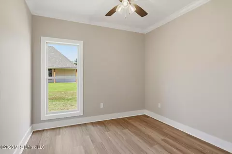 Bedroom - 345 Brookfield Cir, Brandon, MS 39042 photo 3 of 4