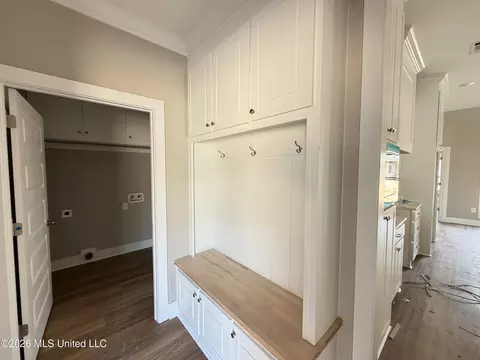 Entry Way - 345 Brookfield Cir, Brandon, MS 39042 photo 1 of 1