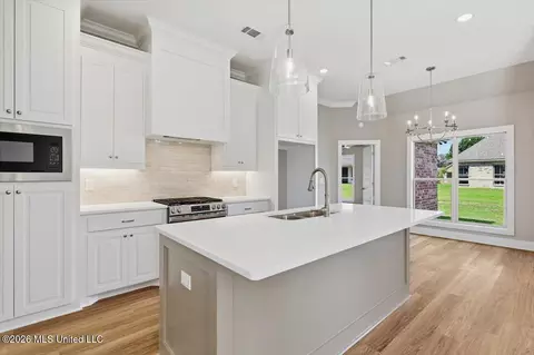 Kitchen - 345 Brookfield Cir, Brandon, MS 39042 photo 1 of 2