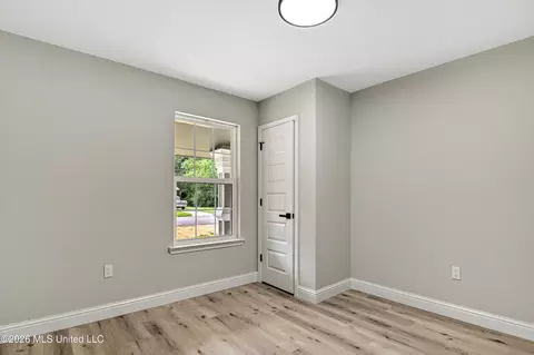 Bedroom - 3706 Devonshire Dr, Moss Point, MS 39563 photo 3 of 4