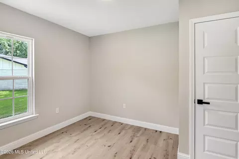 Bedroom - 3706 Devonshire Dr, Moss Point, MS 39563 photo 1 of 4