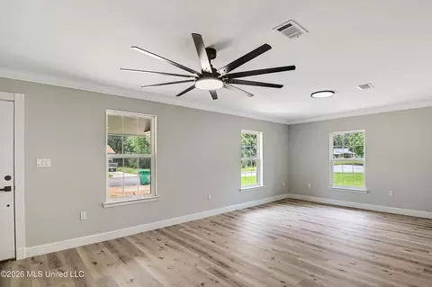 Living - 3706 Devonshire Dr, Moss Point, MS 39563 photo 2 of 3