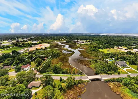 Bellview Avenue, Moss Point, MS 39563 photo 8