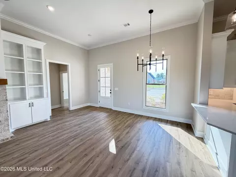 Living - 139 Palace Xing, Flowood, MS 39232 photo 3 of 3