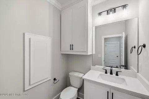 Bath - 139 Palace Xing, Flowood, MS 39232 photo 1 of 5