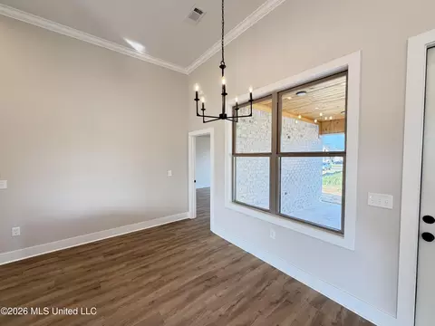 Dining - 139 Palace Xing, Flowood, MS 39232 photo 1 of 1