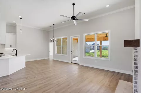 Living - 139 Palace Xing, Flowood, MS 39232 photo 1 of 6
