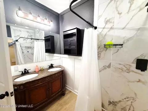 Bath - 27588 E Lake Cypress Dr, Perkinston, MS 39573 photo 2 of 4