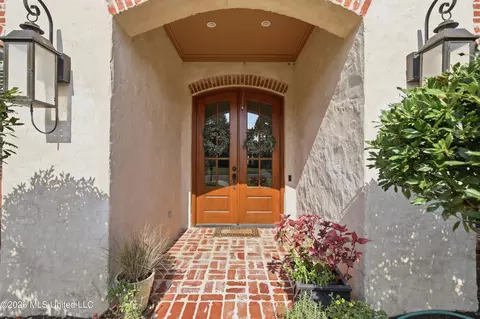 Entry Way - 403 Laural Ct, Madison, MS 39110 photo 2 of 2