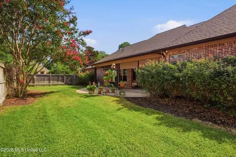 Exterior - 403 Laural Ct, Madison, MS 39110 photo 9 of 11