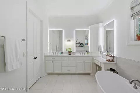 Bath - 403 Laural Ct, Madison, MS 39110 photo 3 of 7