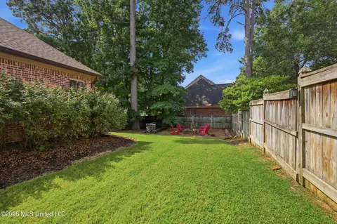Exterior - 403 Laural Ct, Madison, MS 39110 photo 7 of 11