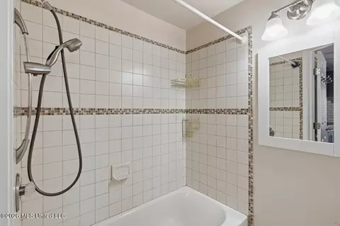 Bath - 621 Eagle Ave, Jackson, MS 39206 photo 5 of 5